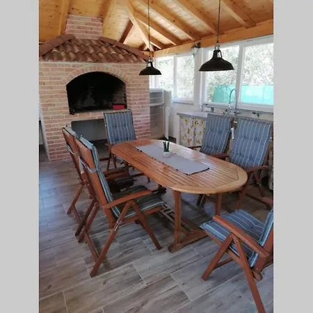 Apartman Veronika * Pakostane