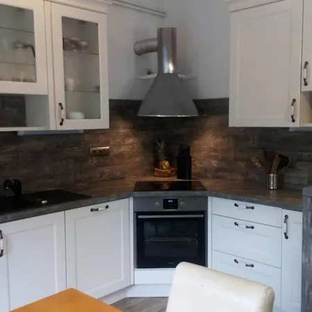 Apartman Veronika Apartment Pakostane