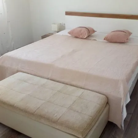 Apartment Apartman Veronika Pakostane
